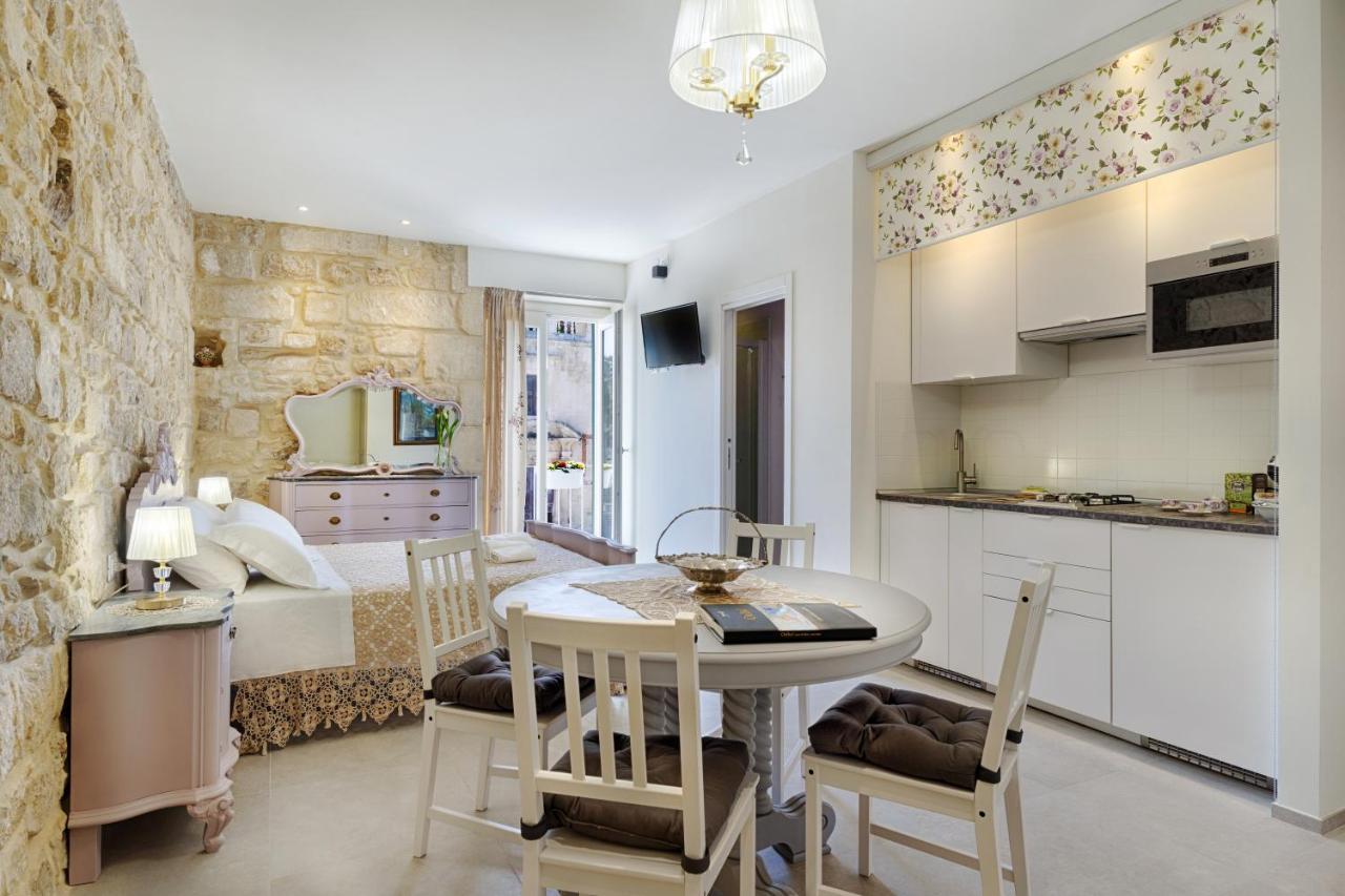 Hyblaliferooms Ragusa Exterior foto